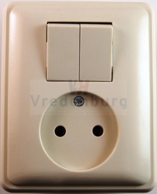 Peha 80,1985 w inbouw combi serie/wcd