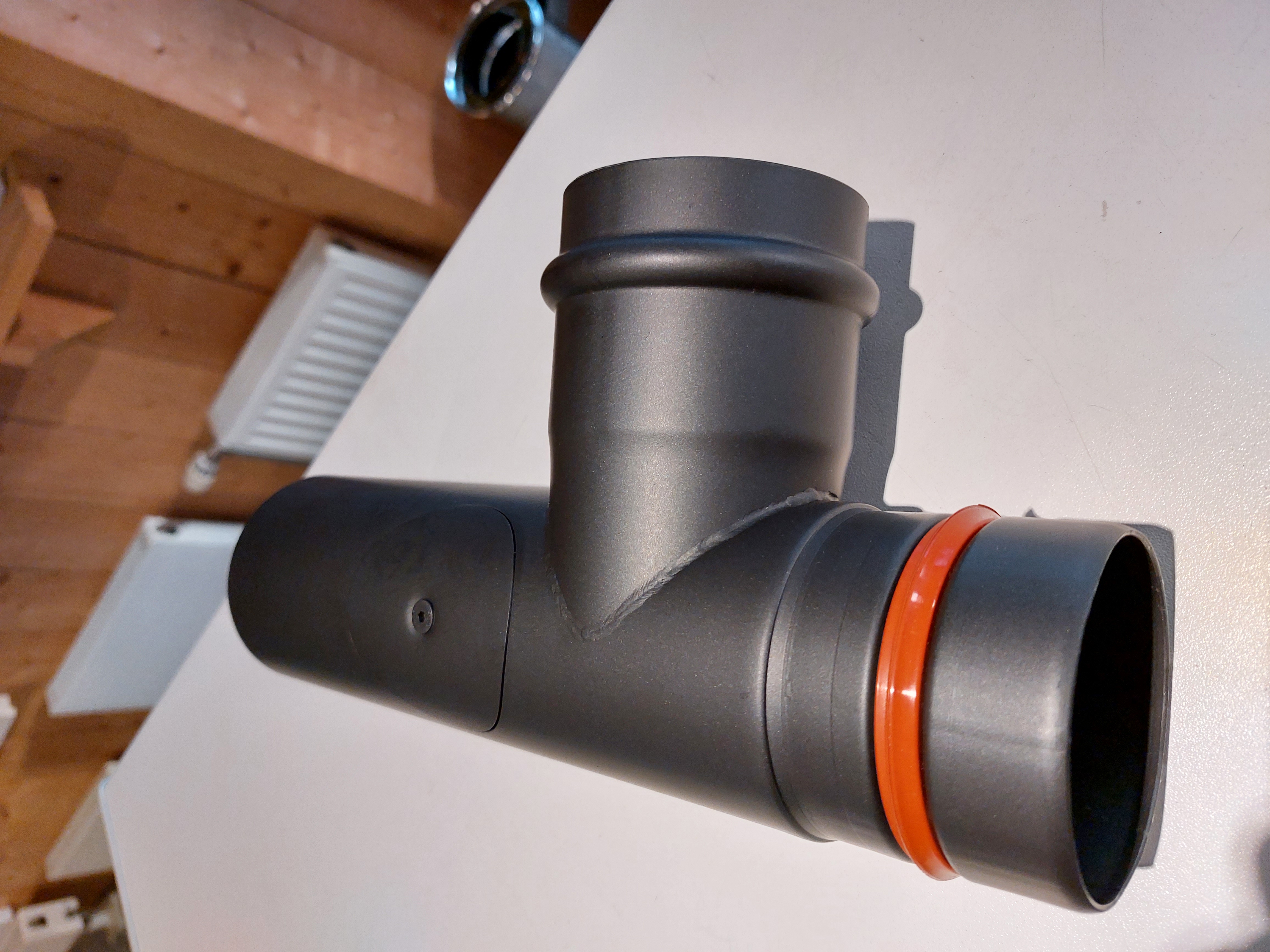 Pelletkachel T-stuk 80mm pellet zwart met luik