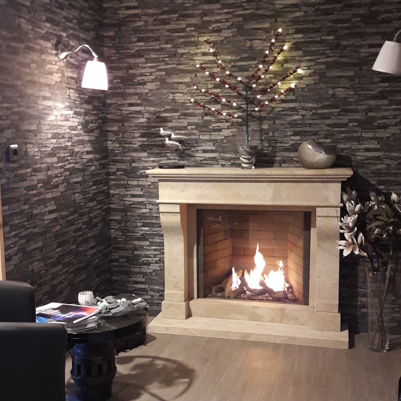 Aanbieding Gasinbouwhaard Vento Classic 75 met natuurstenen schouw